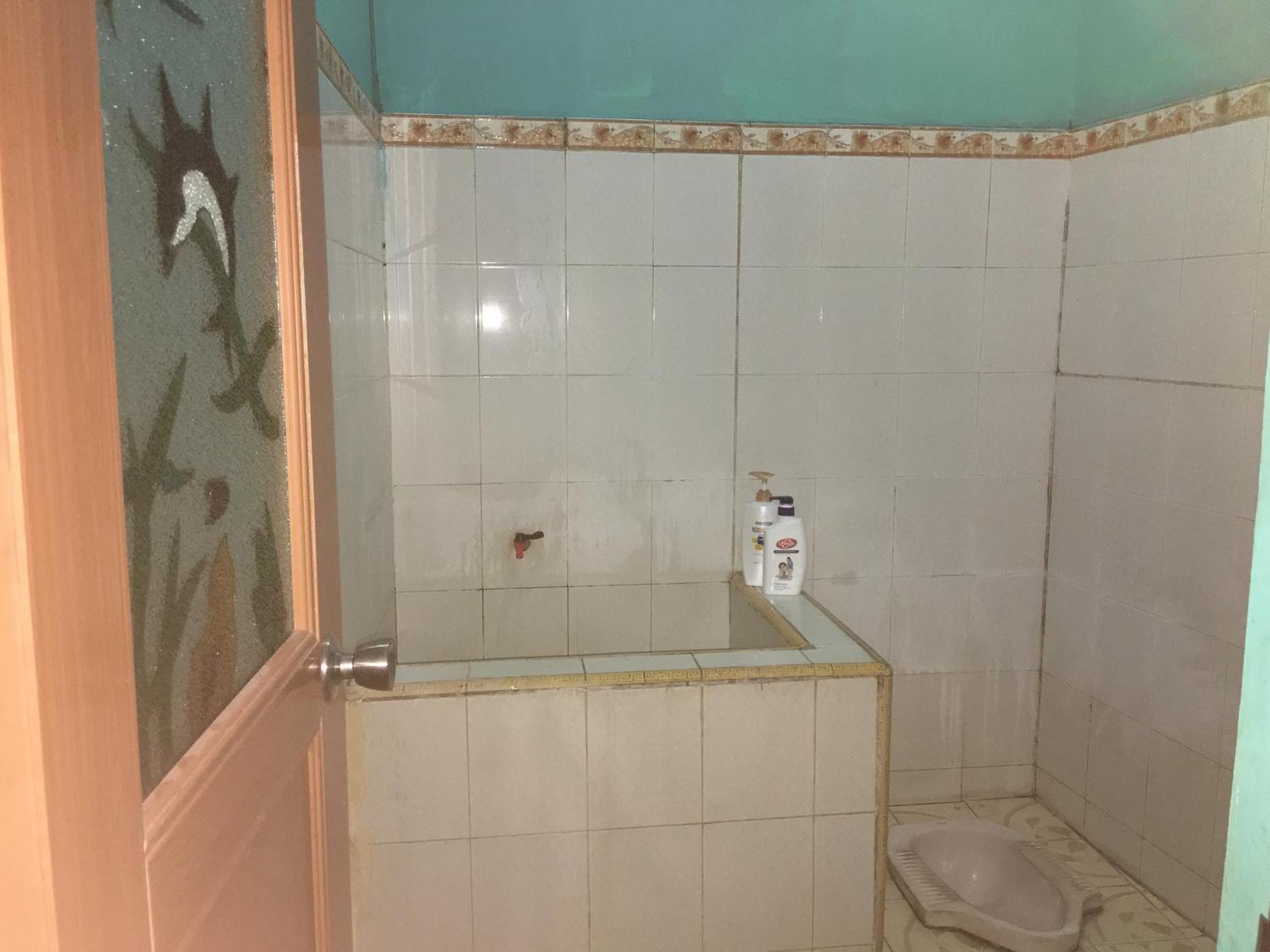 Aini Home Stay Ternate Exterior foto